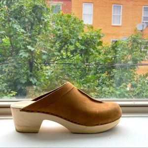 Sven Suede Nubuck Clogs Size 41 / 9.5